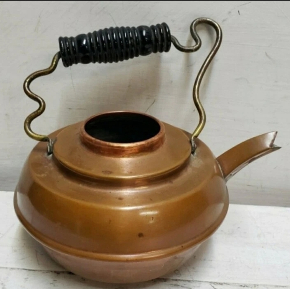 Vintage Copper Kettle kitchen cooking decor collectible tea coffee cottage
